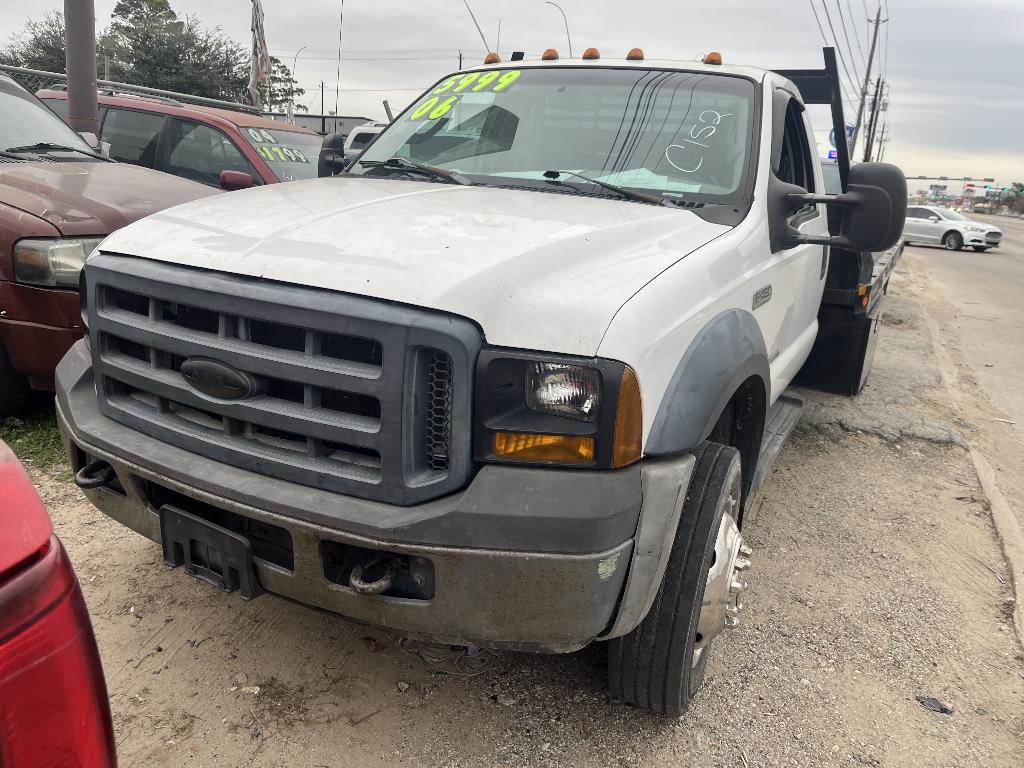 photo of 2006 FORD F-450 SD Regular Cab DRW 2WD