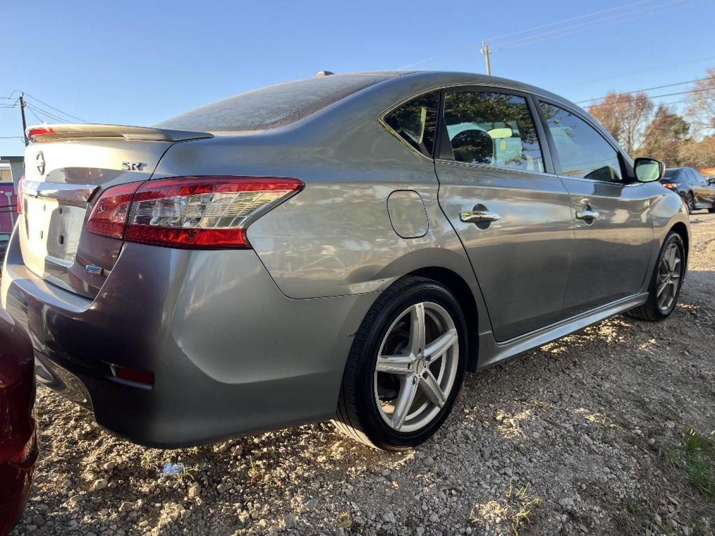 2013 GREEN NISSAN SENTRA S 6MT (3N1AB7AP6DL) with an 1.8L L4 SFI DOHC 16V engine, AUTOMATIC transmission, located at 2303 West Mt. Houston, Houston, 77038, (281) 507-3956, 29.771597, -95.339569 - Photo#2