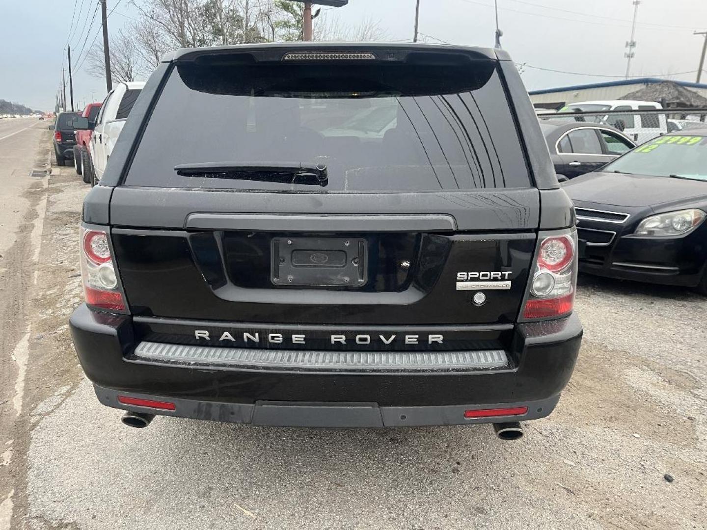 2010 BLACK LAND ROVER RANGE ROVER SPORT Supercharged (SALSH2E49AA) with an 4.2L V8 DOHC 32V SUPERCHARGED engine, AUTOMATIC transmission, located at 2303 West Mt. Houston, Houston, 77038, (281) 507-3956, 29.771597, -95.339569 - Photo#6