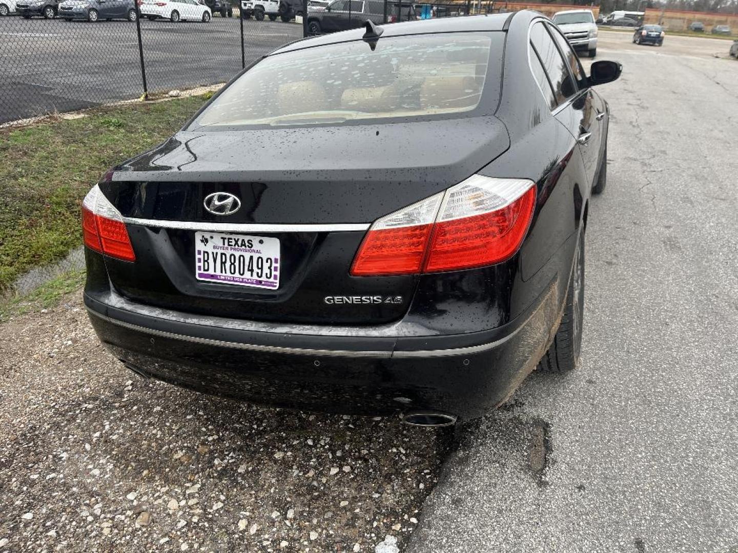 2009 BLACK HYUNDAI GENESIS 4.6L (KMHGC46F19U) with an 4.6L V8 DOHC 32V engine, AUTOMATIC transmission, located at 2303 West Mt. Houston, Houston, 77038, (281) 507-3956, 29.771597, -95.339569 - Photo#6