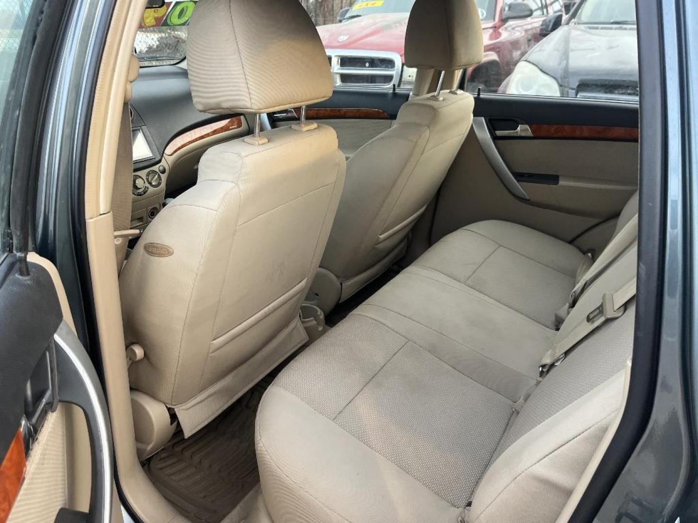 2010 BLUE CHEVROLET AVEO5 LS (KL1TD6DEXAB) with an 1.6L L4 DOHC 16V engine, AUTOMATIC transmission, located at 2303 West Mt. Houston, Houston, 77038, (281) 507-3956, 29.771597, -95.339569 - Photo#3