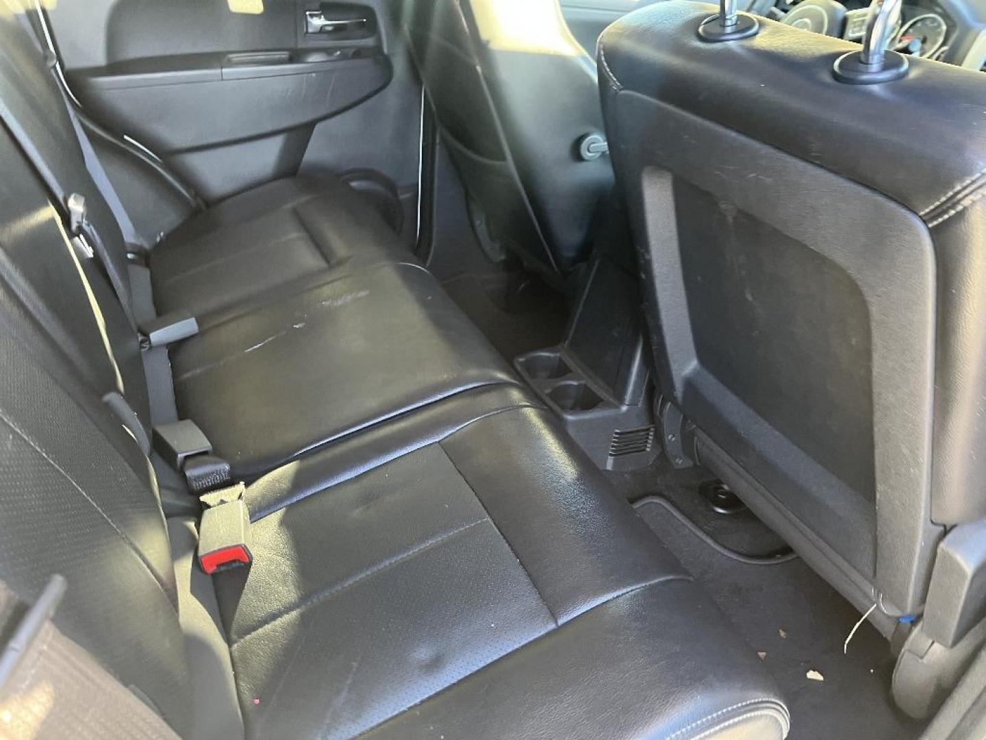 2012 WHITE JEEP LIBERTY Sport 2WD (1C4PJLAK5CW) with an 3.7L V6 SOHC 12V engine, AUTOMATIC transmission, located at 2303 West Mt. Houston, Houston, 77038, (281) 507-3956, 29.771597, -95.339569 - Photo#3