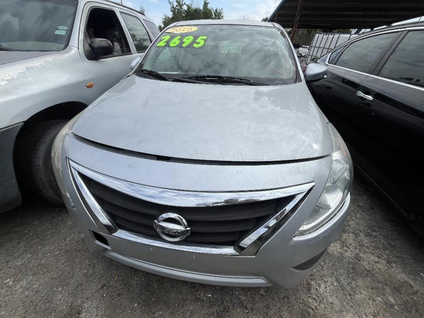 2019 GRAY NISSAN VERSA 1.6 S 5M (3N1CN7AP4KL) with an 1.6L L4 DOHC 16V engine, AUTOMATIC transmission, located at 2303 West Mt. Houston, Houston, 77038, (281) 507-3956, 29.771597, -95.339569 - Photo#0