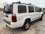 2010 WHITE JEEP COMMANDER Sport RWD (1J4RH4GK0AC) with an 3.7L V6 SOHC 12V engine, AUTOMATIC transmission, located at 2303 West Mt. Houston, Houston, 77038, (281) 507-3956, 29.771597, -95.339569 - Photo#5