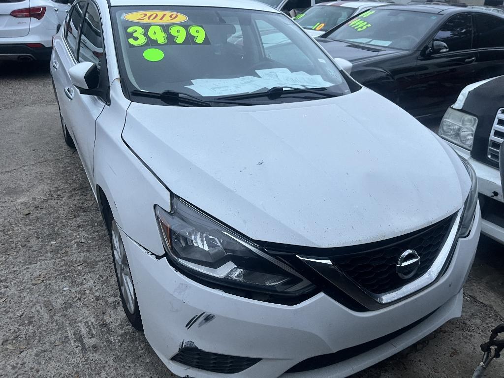 photo of 2019 NISSAN SENTRA S 6MT