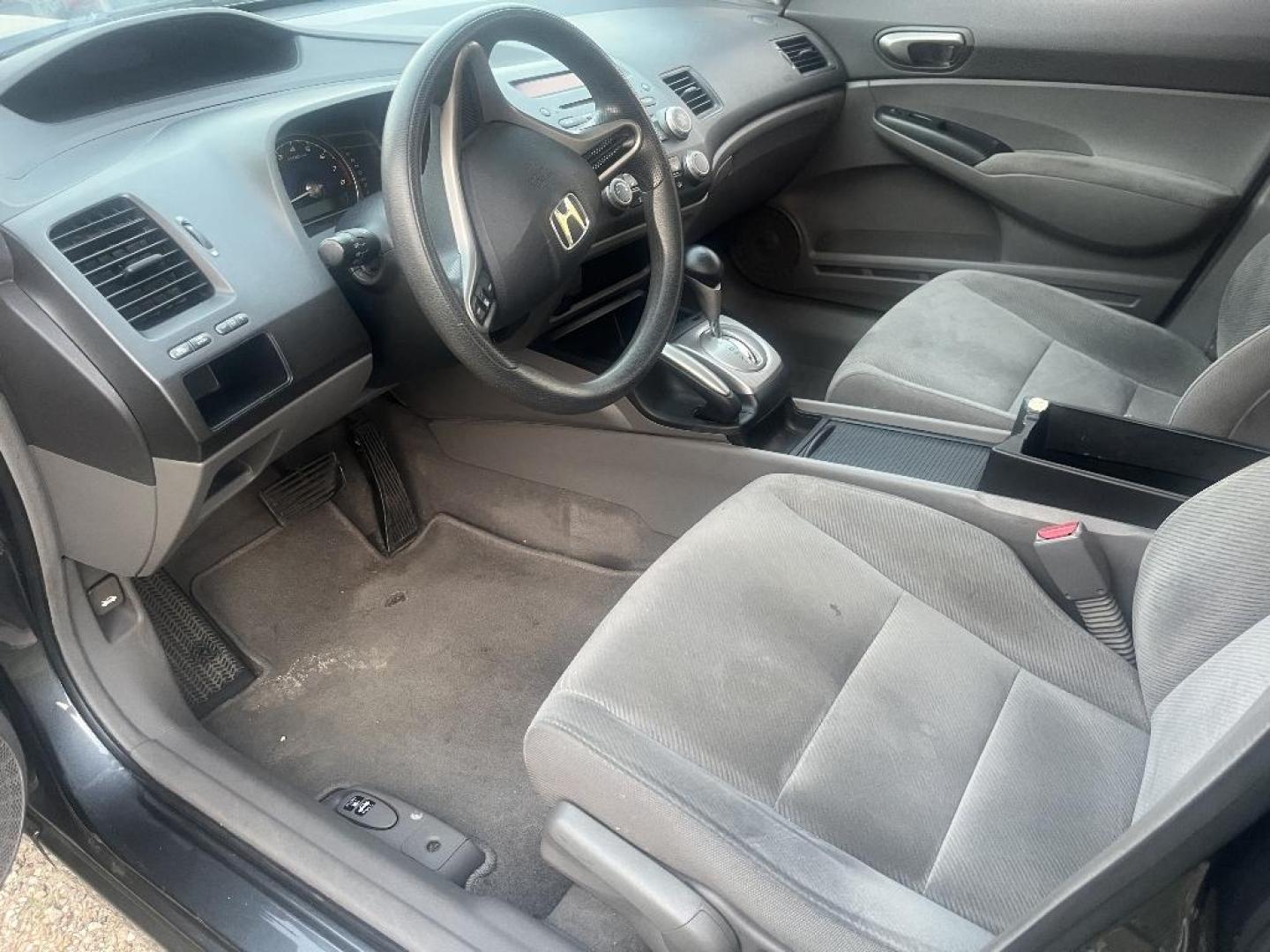 2010 GRAY HONDA CIVIC LX Sedan 5-Speed AT (2HGFA1F50AH) with an 1.8L L4 SOHC 16V engine, AUTOMATIC transmission, located at 2303 West Mt. Houston, Houston, 77038, (281) 507-3956, 29.771597, -95.339569 - Photo#2