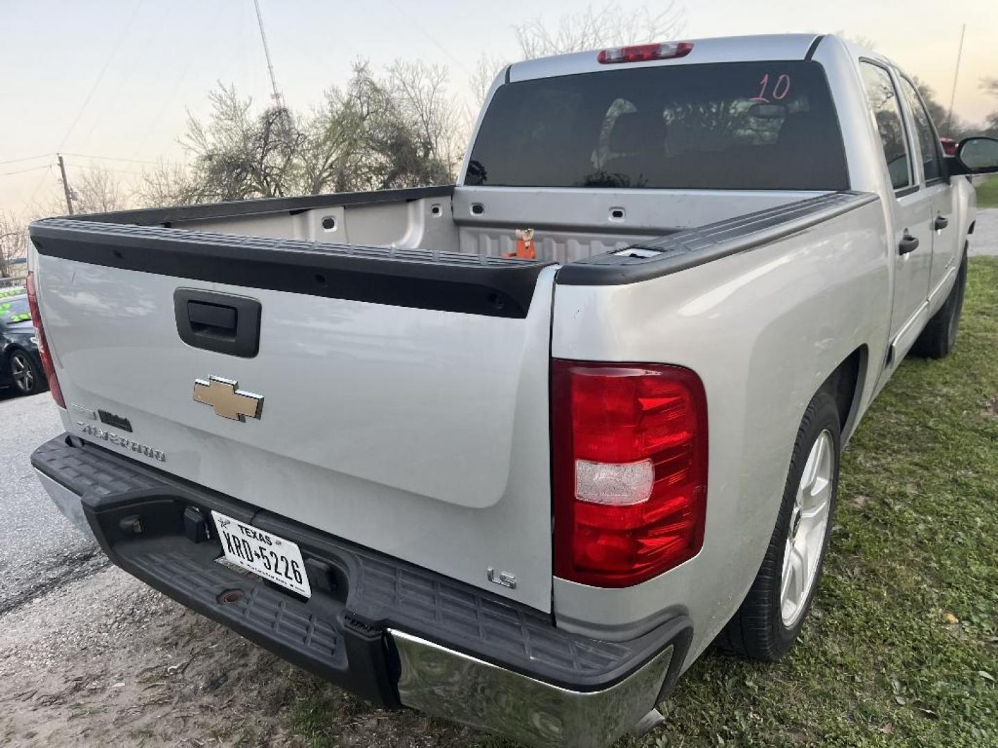 2010 BROWN CHEVROLET SILVERADO 1500 LS Crew Cab 2WD (3GCRCREA6AG) with an 4.8L V8 OHV 16V engine, AUTOMATIC transmission, located at 2303 West Mt. Houston, Houston, 77038, (281) 507-3956, 29.771597, -95.339569 - Photo#1