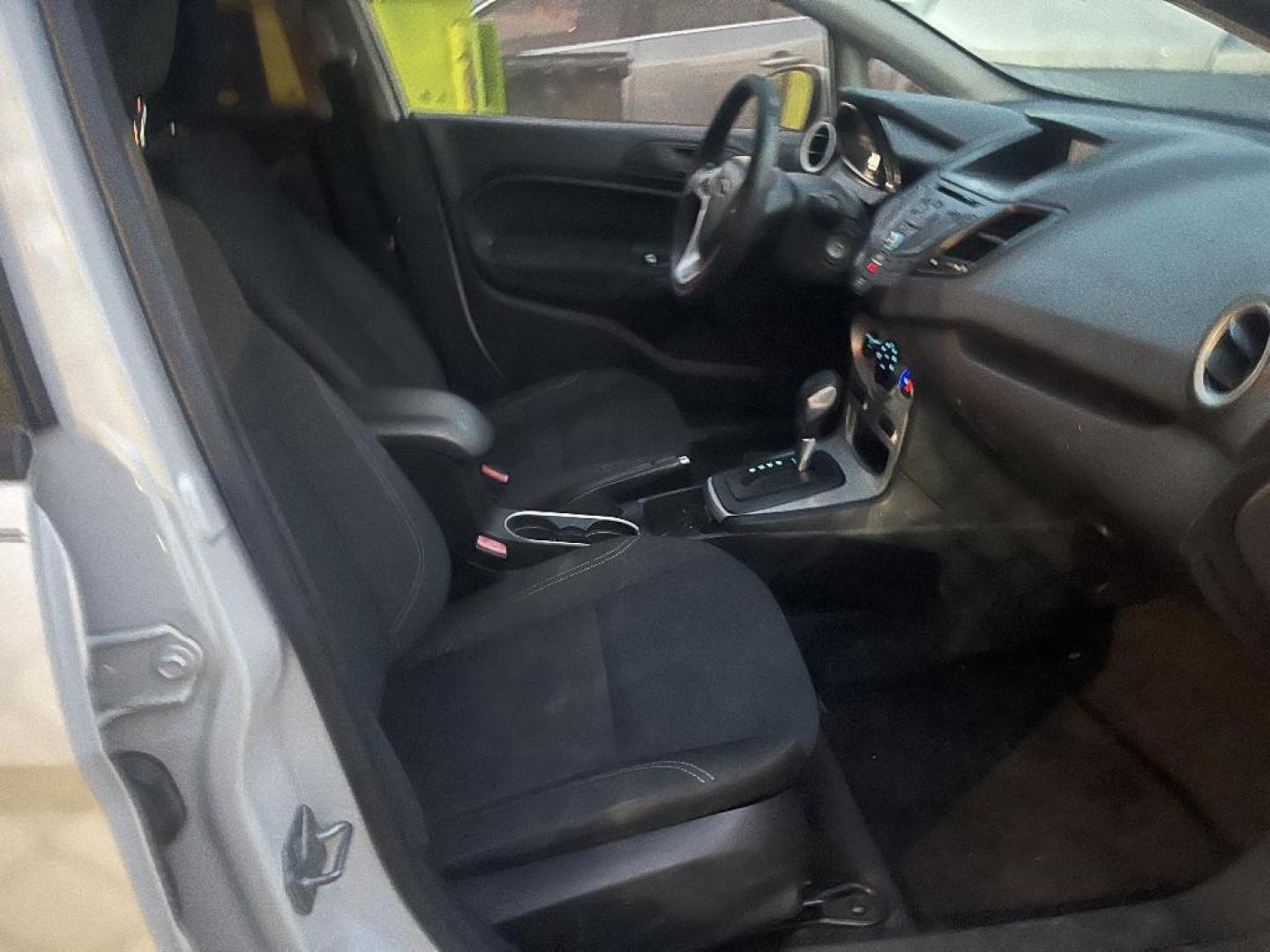 2019 WHITE FORD FIESTA SE Sedan (3FADP4BJ2KM) with an 1.6L L4 DOHC 16V engine, AUTOMATIC transmission, located at 2303 West Mt. Houston, Houston, 77038, (281) 507-3956, 29.771597, -95.339569 - Photo#1