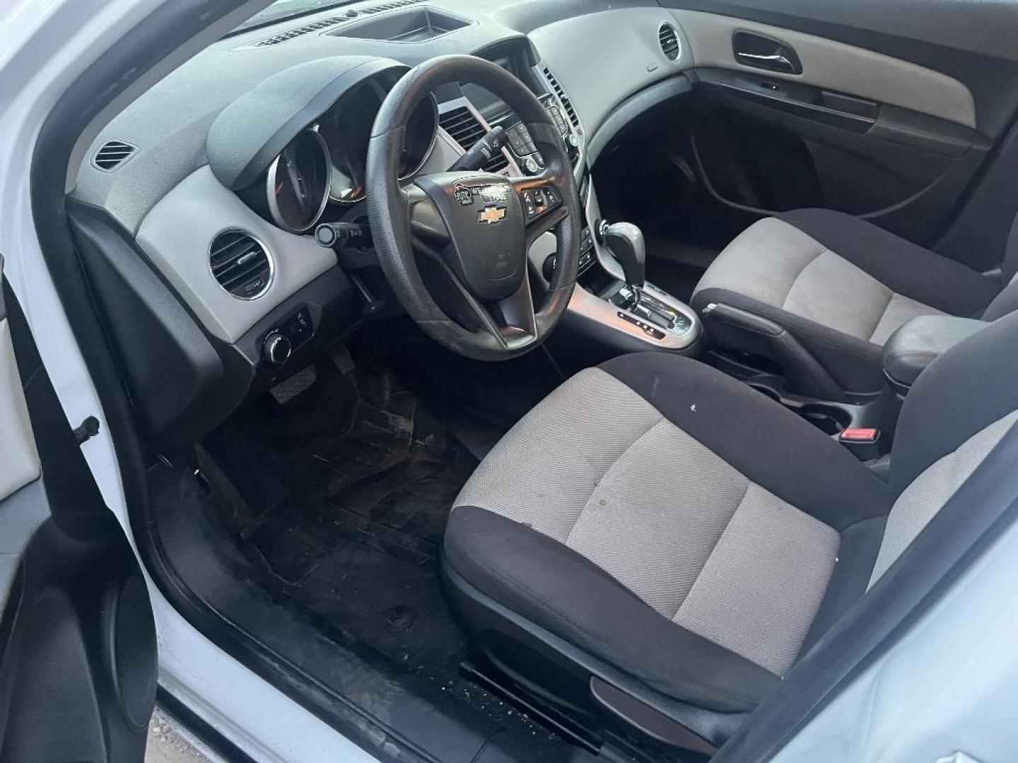 2013 WHITE CHEVROLET CRUZE LS Auto (1G1PA5SHXD7) with an 1.8L L4 DOHC 16V FFV engine, AUTOMATIC transmission, located at 2303 West Mt. Houston, Houston, 77038, (281) 507-3956, 29.771597, -95.339569 - Photo#2