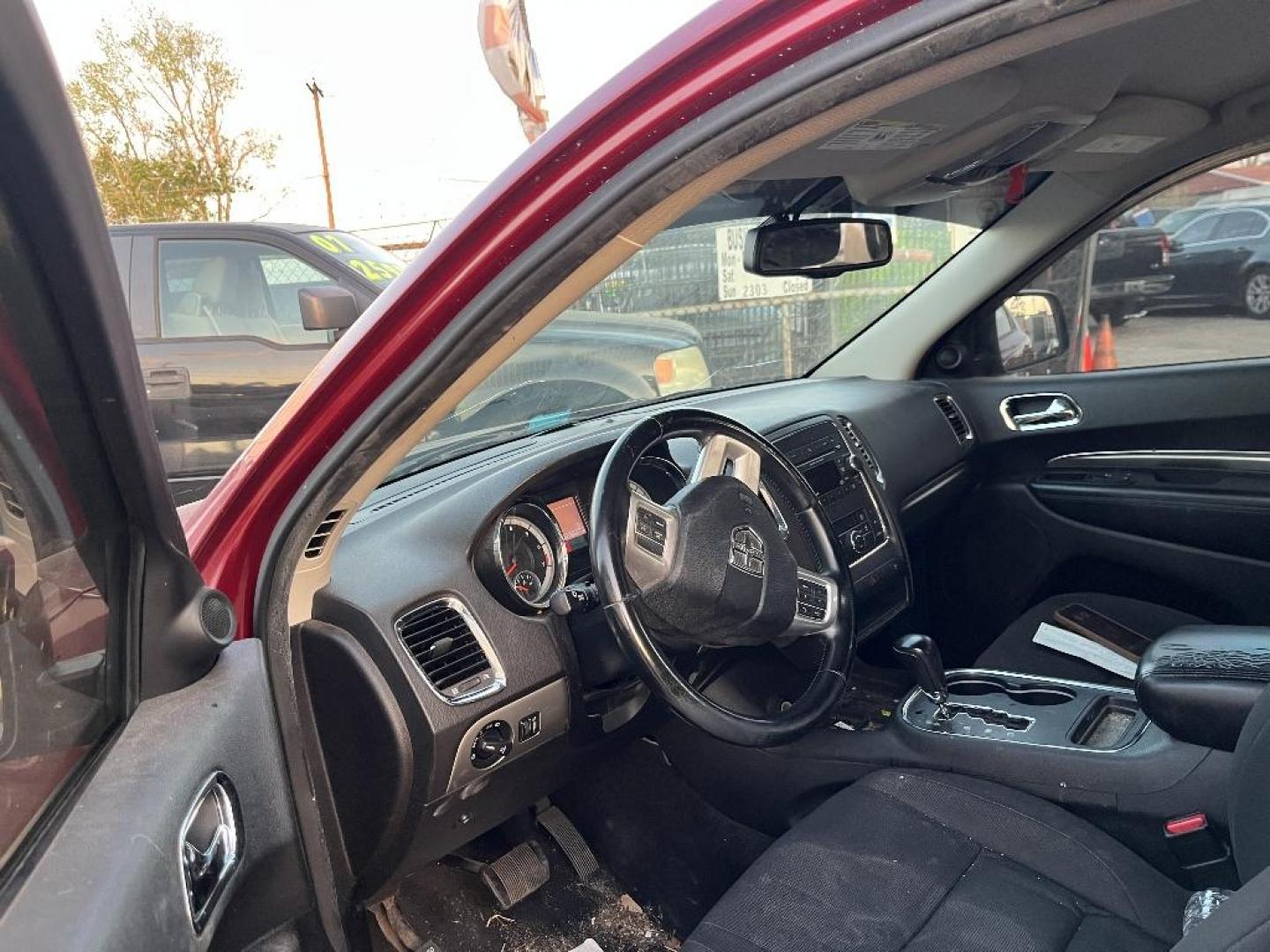 2013 RED DODGE DURANGO SXT RWD (1C4RDHAG4DC) with an 3.6L V6 DOHC 24V engine, AUTOMATIC transmission, located at 2303 West Mt. Houston, Houston, 77038, (281) 507-3956, 29.771597, -95.339569 - Photo#4