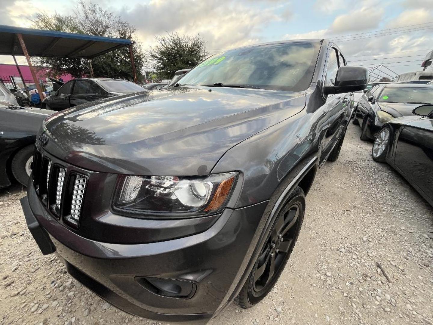 2015 BLUE JEEP GRAND CHEROKEE Laredo 4WD (1C4RJFAG9FC) with an 3.6L V6 DOHC 24V engine, AUTOMATIC transmission, located at 2303 West Mt. Houston, Houston, 77038, (281) 507-3956, 29.771597, -95.339569 - Photo#0