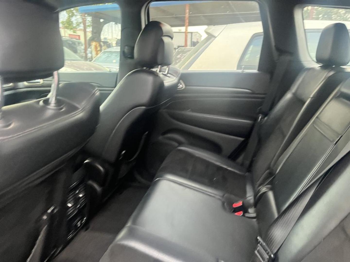 2015 BLUE JEEP GRAND CHEROKEE Laredo 4WD (1C4RJFAG9FC) with an 3.6L V6 DOHC 24V engine, AUTOMATIC transmission, located at 2303 West Mt. Houston, Houston, 77038, (281) 507-3956, 29.771597, -95.339569 - Photo#3