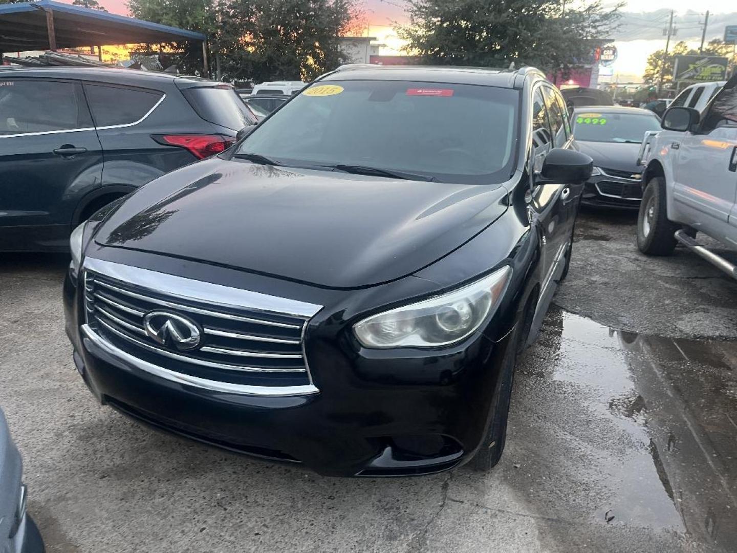 2015 BLACK INFINITI QX60 Base FWD (5N1AL0MN9FC) with an 3.5L V6 DOHC 24V engine, AUTOMATIC transmission, located at 2303 West Mt. Houston, Houston, 77038, (281) 507-3956, 29.771597, -95.339569 - Photo#1