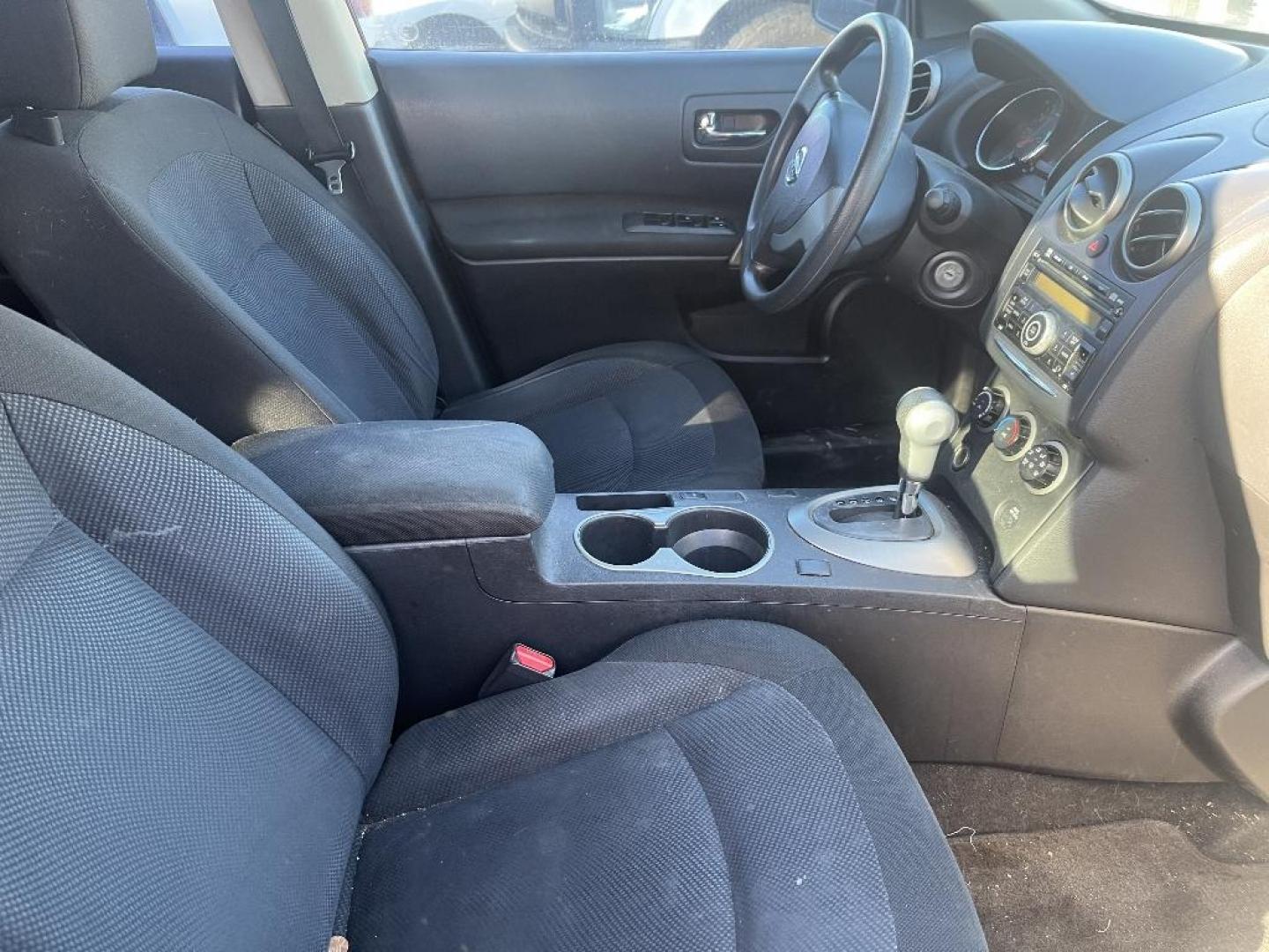 2015 RED NISSAN ROGUE SELECT S 2WD (JN8AS5MTXFW) with an 2.5L L4 DOHC 16V engine, AUTOMATIC transmission, located at 2303 West Mt. Houston, Houston, 77038, (281) 507-3956, 29.771597, -95.339569 - Photo#2