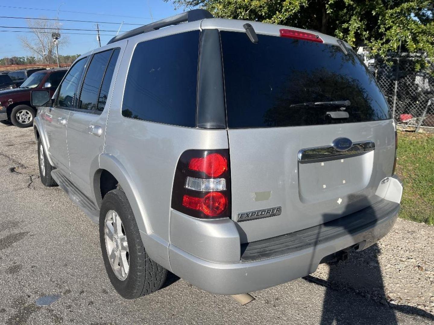 2010 BROWN FORD EXPLORER XLT 4.0L 4WD (1FMEU7DE1AU) with an 4.0L V6 SOHC 16V engine, AUTOMATIC transmission, located at 2303 West Mt. Houston, Houston, 77038, (281) 507-3956, 29.771597, -95.339569 - Photo#1