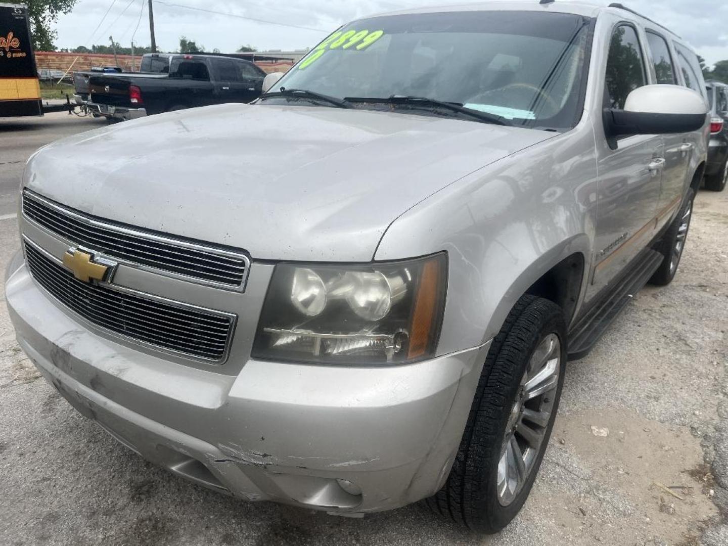 2007 BROWN CHEVROLET SUBURBAN LS 1500 2WD (3GNFC16077G) with an 5.3L V8 OHV 16V FFV engine, AUTOMATIC transmission, located at 2303 West Mt. Houston, Houston, 77038, (281) 507-3956, 29.771597, -95.339569 - Photo#0