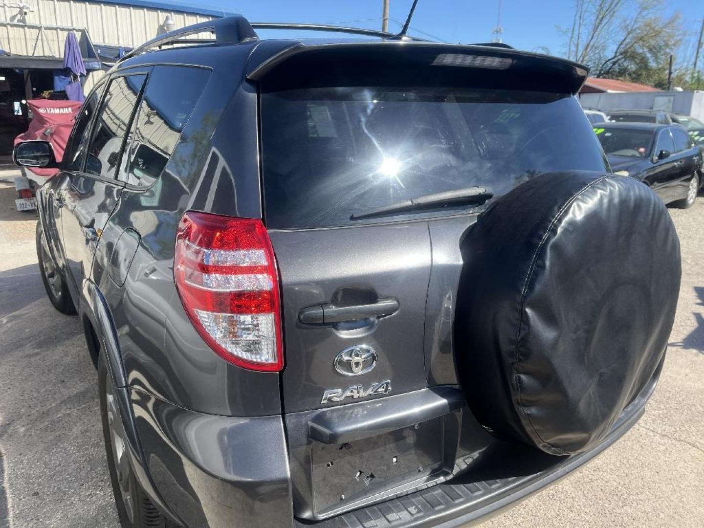 2011 GRAY TOYOTA RAV4 Sport I4 2WD (2T3WF4DV9BW) with an 2.4L L4 DOHC 16V engine, AUTOMATIC transmission, located at 2303 West Mt. Houston, Houston, 77038, (281) 507-3956, 29.771597, -95.339569 - Photo#2