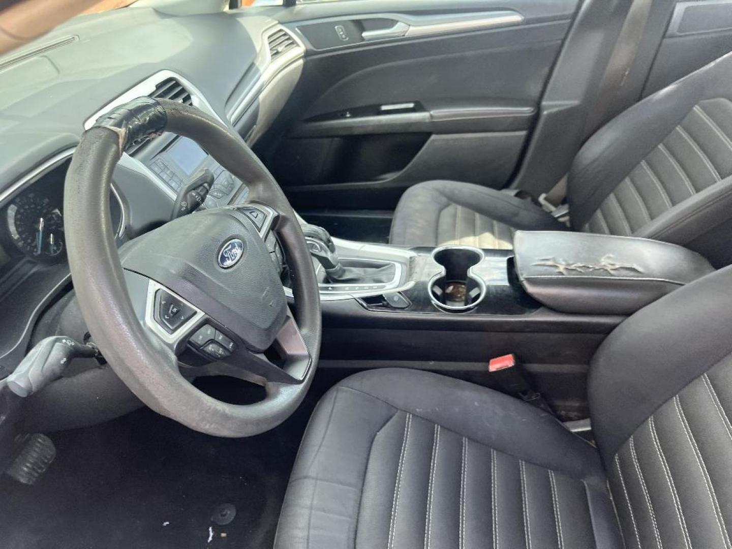 2014 GRAY FORD FUSION SE (3FA6P0H70ER) with an 2.5L L4 DOHC 16V engine, AUTOMATIC transmission, located at 2303 West Mt. Houston, Houston, 77038, (281) 507-3956, 29.771597, -95.339569 - Photo#1