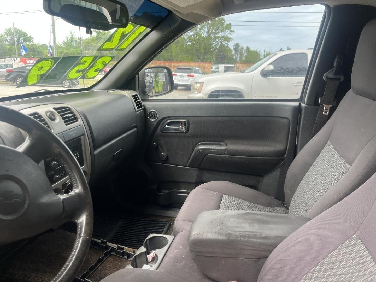 2012 WHITE CHEVROLET COLORADO Work Truck 2WD (1GCCSBF90C8) with an 2.9L L4 DOHC 16V engine, AUTOMATIC transmission, located at 2303 West Mt. Houston, Houston, 77038, (281) 507-3956, 29.771597, -95.339569 - Photo#3