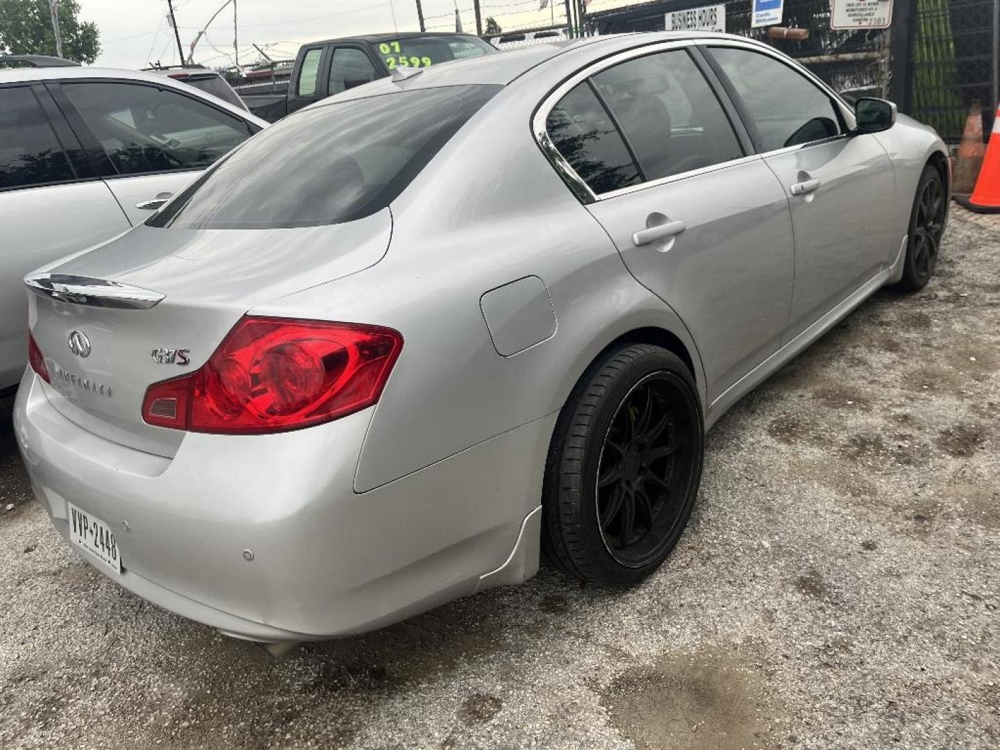 2013 GRAY INFINITI G SEDAN 37 Journey (JN1CV6AP7DM) with an 3.7L V6 DOHC 24V engine, AUTOMATIC transmission, located at 2303 West Mt. Houston, Houston, 77038, (281) 507-3956, 29.771597, -95.339569 - Photo#1