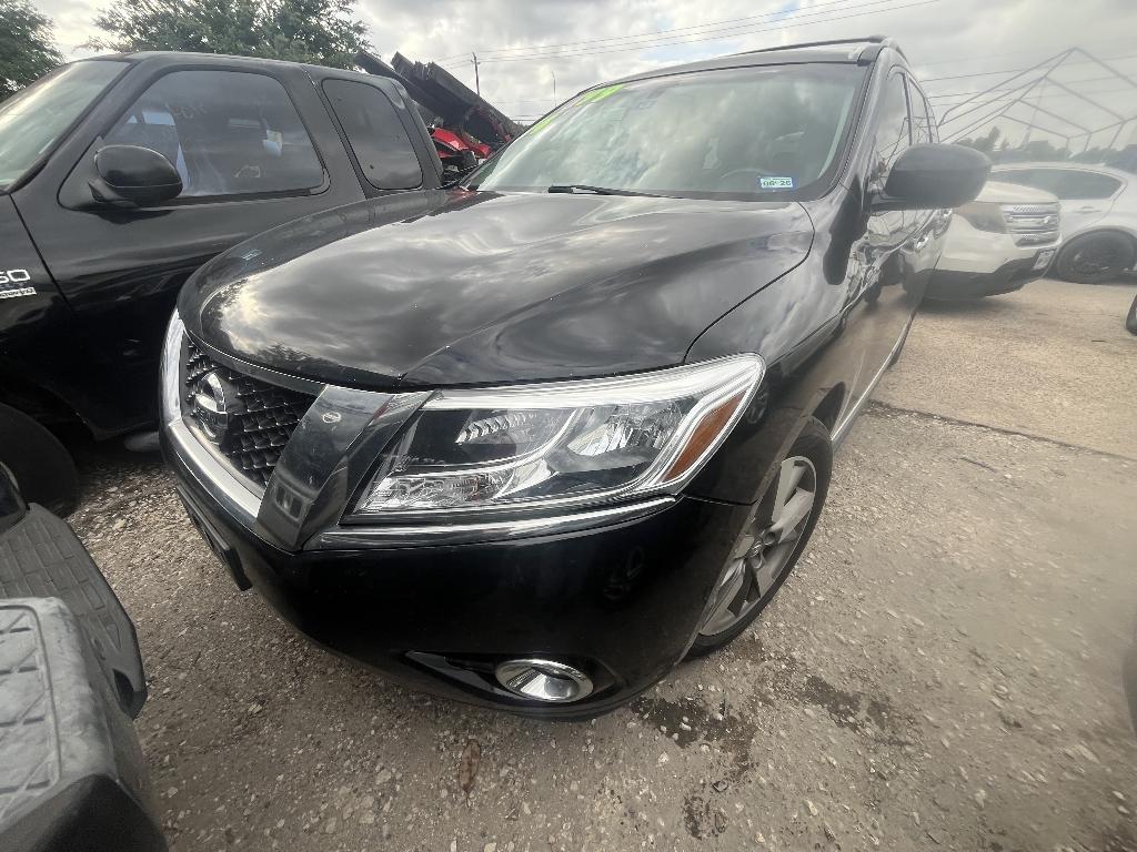 photo of 2014 NISSAN PATHFINDER S 2WD