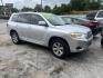 2009 GRAY TOYOTA HIGHLANDER Base 2WD (JTEDS41A492) with an 3.5L V6 DOHC 24V engine, AUTOMATIC transmission, located at 2303 West Mt. Houston, Houston, 77038, (281) 507-3956, 29.771597, -95.339569 - Photo#0