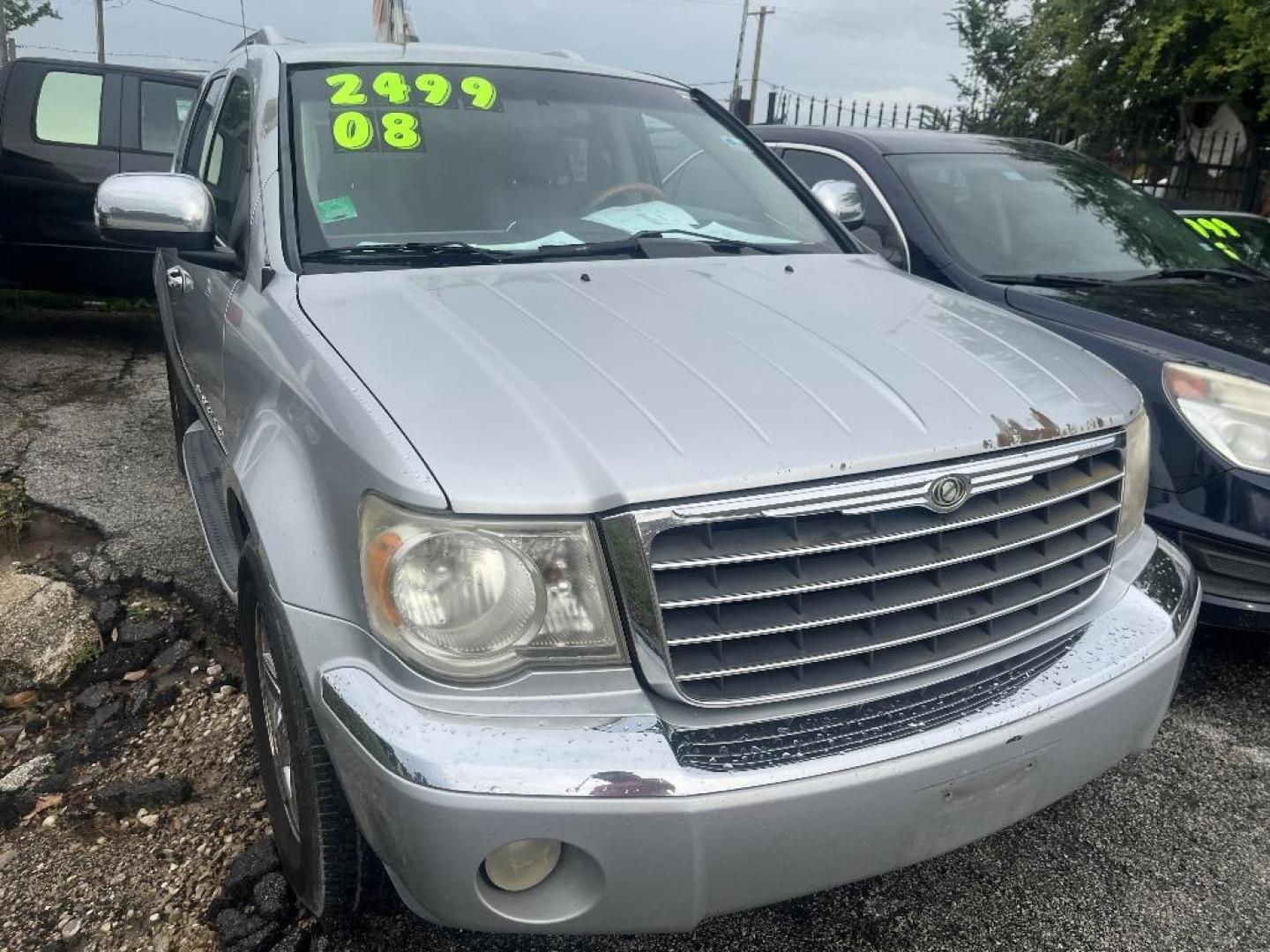 2008 GRAY CHRYSLER ASPEN Limited 2WD (1A8HX58NX8F) with an 4.7L V8 SOHC 16V engine, AUTOMATIC transmission, located at 2303 West Mt. Houston, Houston, 77038, (281) 507-3956, 29.771597, -95.339569 - Photo#0