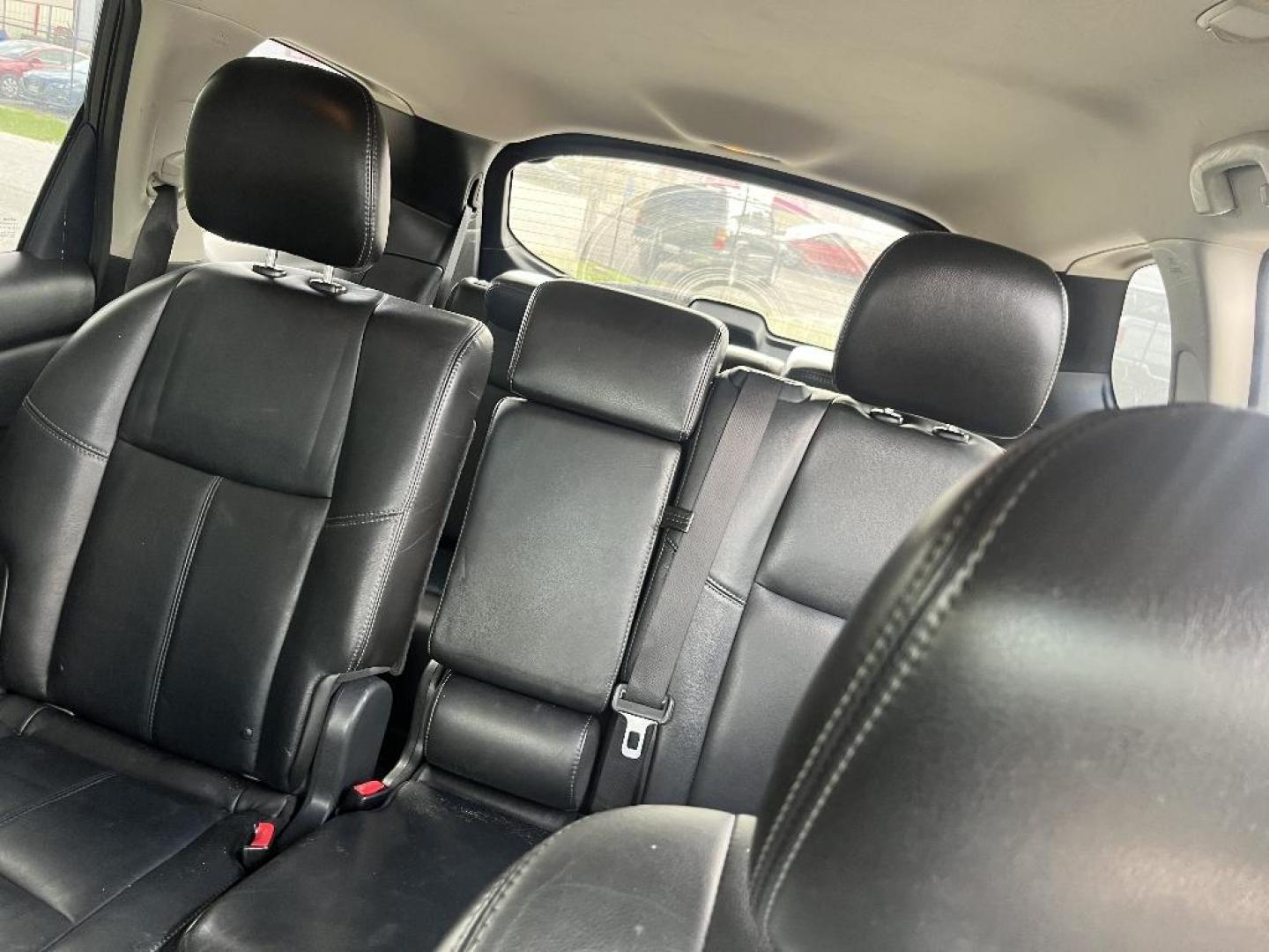 2013 BROWN NISSAN PATHFINDER LE 4WD (5N1AR2MM9DC) with an 3.5L V6 DOHC 24V engine, AUTOMATIC transmission, located at 2303 West Mt. Houston, Houston, 77038, (281) 507-3956, 29.771597, -95.339569 - Photo#2