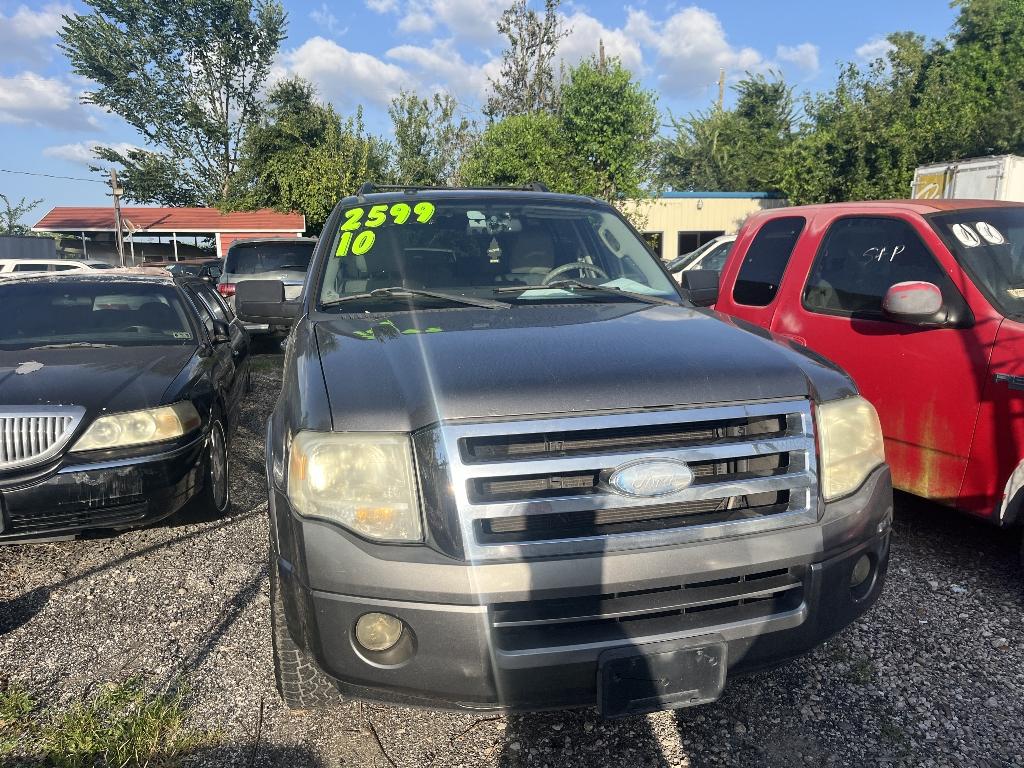 photo of 2010 FORD EXPEDITION XLT 2WD
