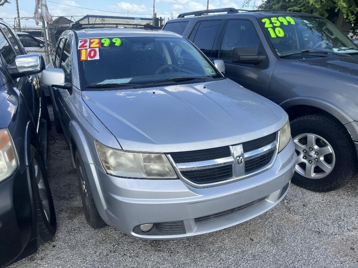 2010 GRAY DODGE JOURNEY SXT (3D4PG5FV6AT) with an 3.5L V6 SOHC 24V engine, AUTOMATIC transmission, located at 2303 West Mt. Houston, Houston, 77038, (281) 507-3956, 29.771597, -95.339569 - Photo#0