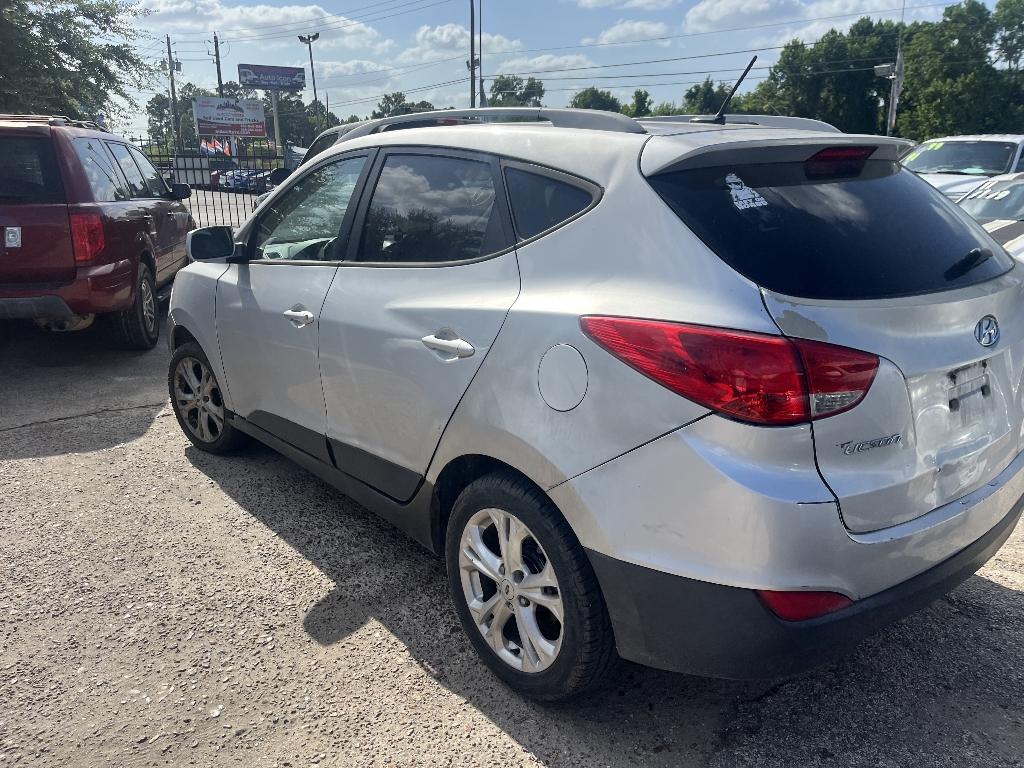 photo of 2014 HYUNDAI TUCSON GLS 2WD