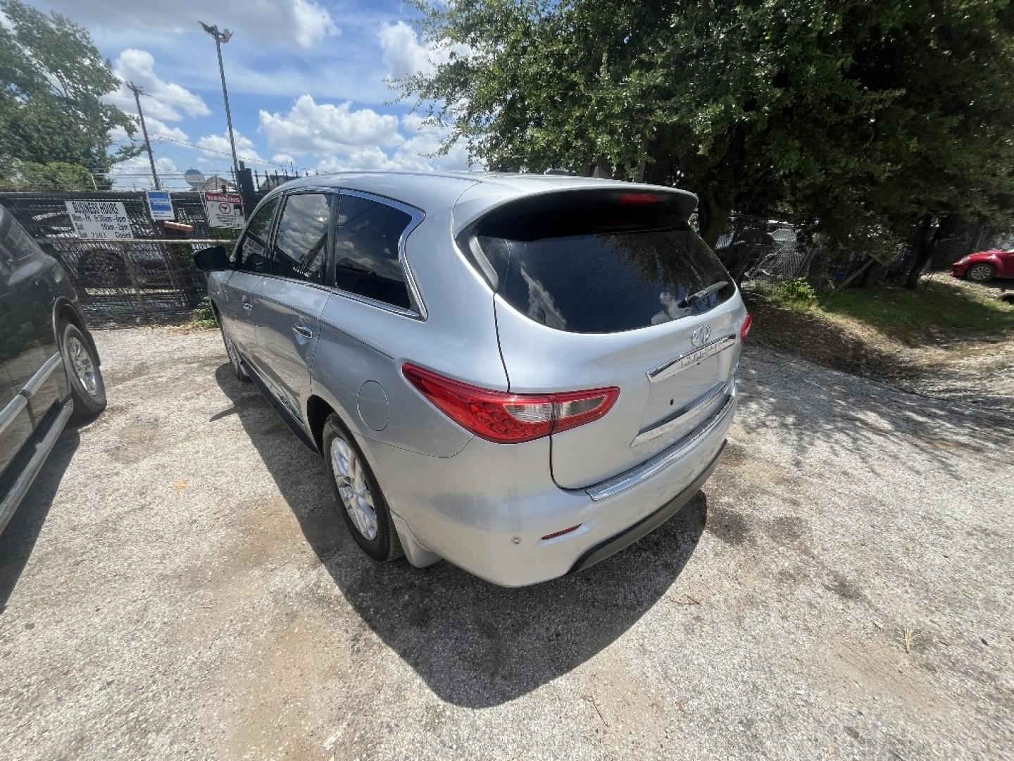 2014 GRAY INFINITI QX60 FWD (5N1AL0MN3EC) with an 3.5L V6 DOHC 24V engine, AUTOMATIC transmission, located at 2303 West Mt. Houston, Houston, 77038, (281) 507-3956, 29.771597, -95.339569- Photo#2
