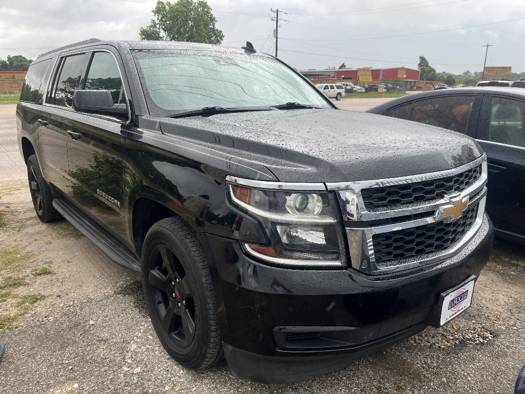 photo of 2020 CHEVROLET SUBURBAN LT 4WD