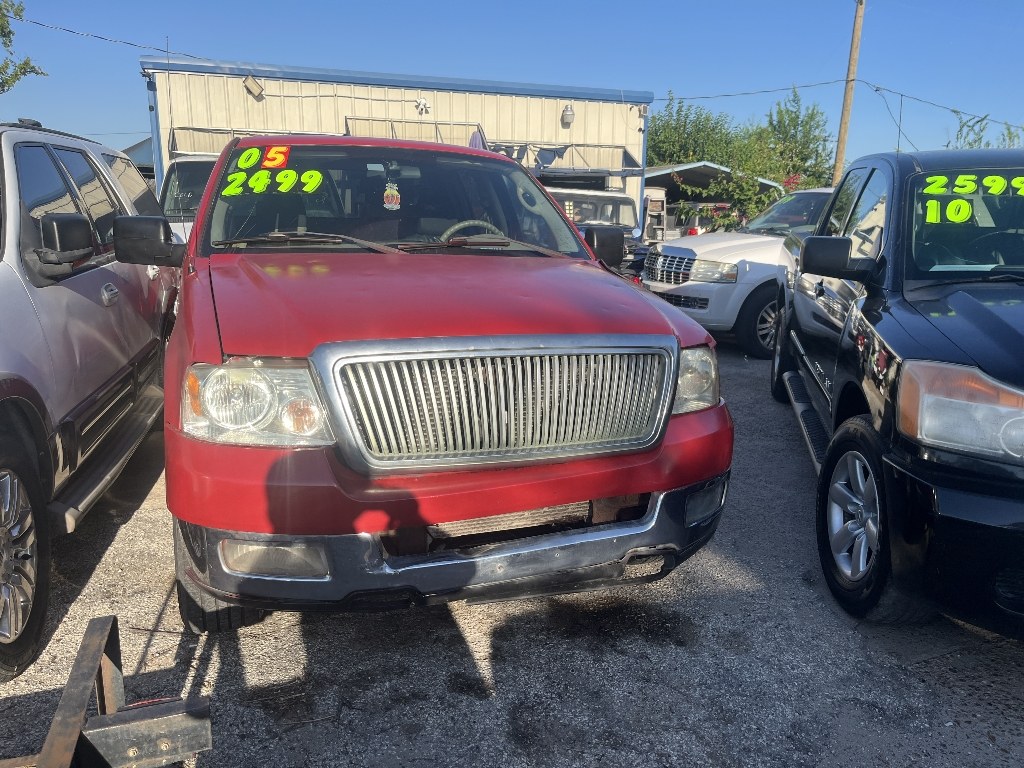 photo of 2005 FORD F-150 Lariat SuperCrew 2WD