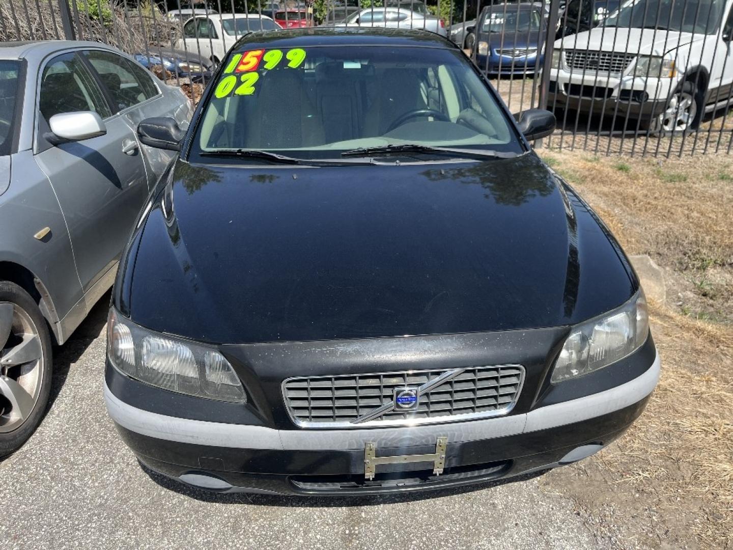 2002 GRAY /GRAY VOLVO S60 2.4M (YV1RS61R522) with an 2.4L L5 DOHC 20V engine, AUTOMATIC transmission, located at 2303 West Mt. Houston, Houston, 77038, (281) 507-3956, 29.771597, -95.339569- Photo#0