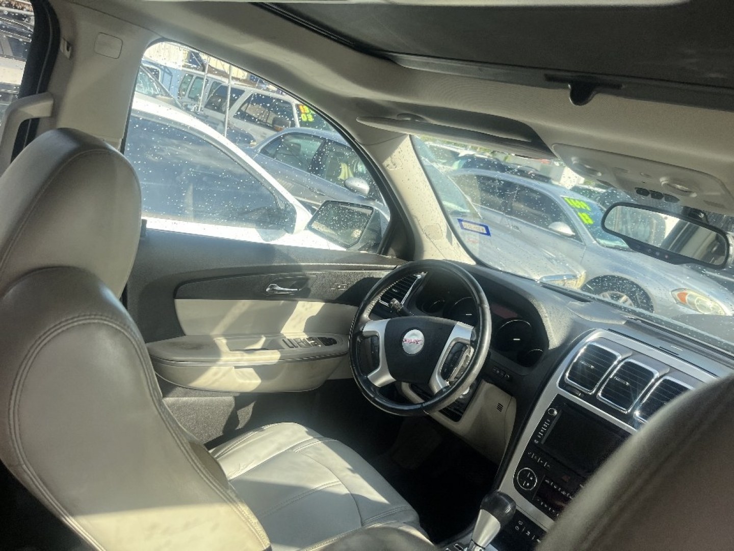 2011 SILVER /GRAY GMC ACADIA SLT-2 FWD (1GKKRSED4BJ) with an 3.6L V6 DOHC 24V engine, AUTOMATIC transmission, located at 2303 West Mt. Houston, Houston, 77038, (281) 507-3956, 29.771597, -95.339569- Photo#3