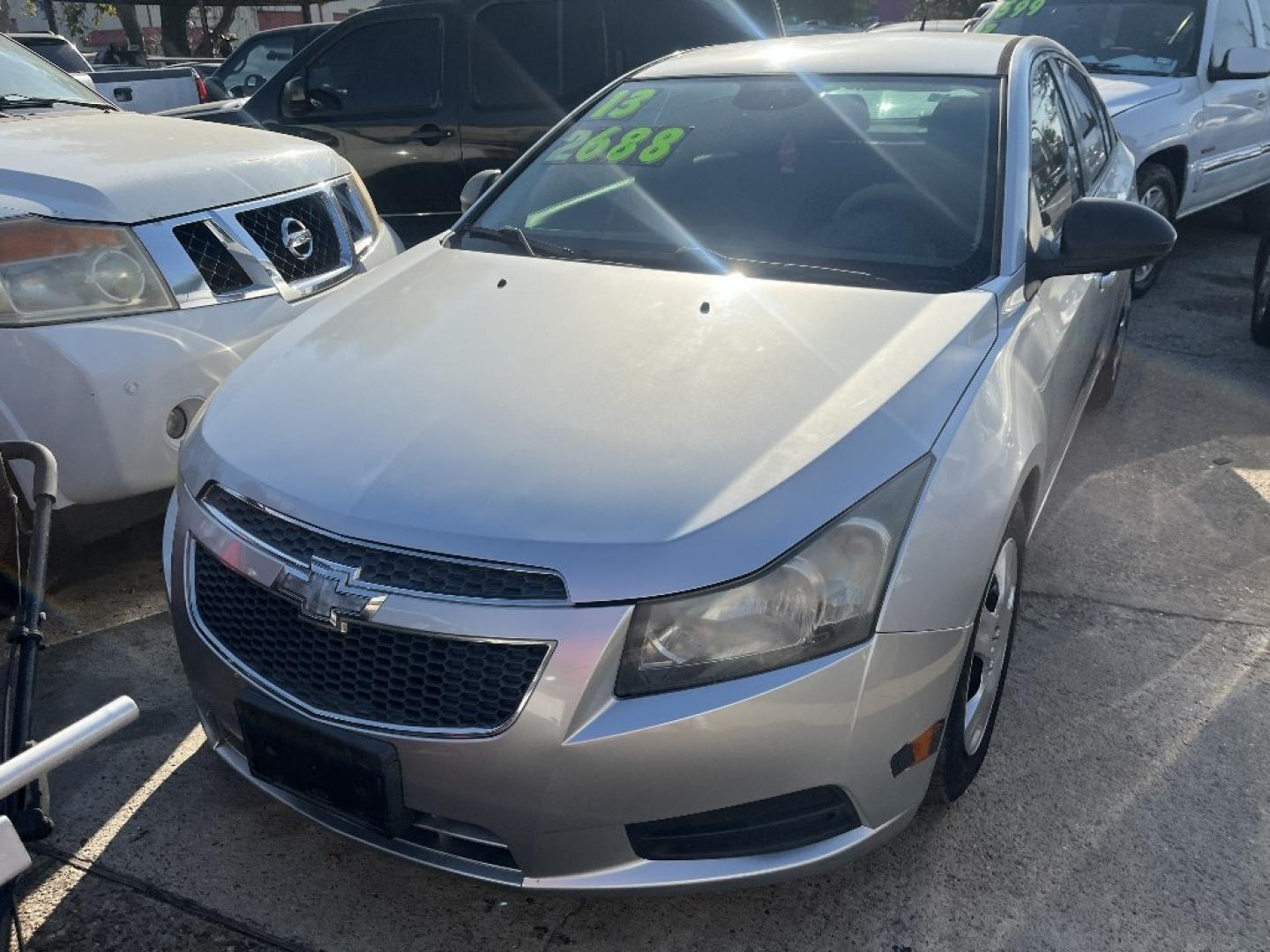2013 GRAY /GRAY CHEVROLET CRUZE LS Auto (1G1PA5SH0D7) with an 1.8L L4 DOHC 16V FFV engine, AUTOMATIC transmission, located at 2303 West Mt. Houston, Houston, 77038, (281) 507-3956, 29.771597, -95.339569- Photo#0