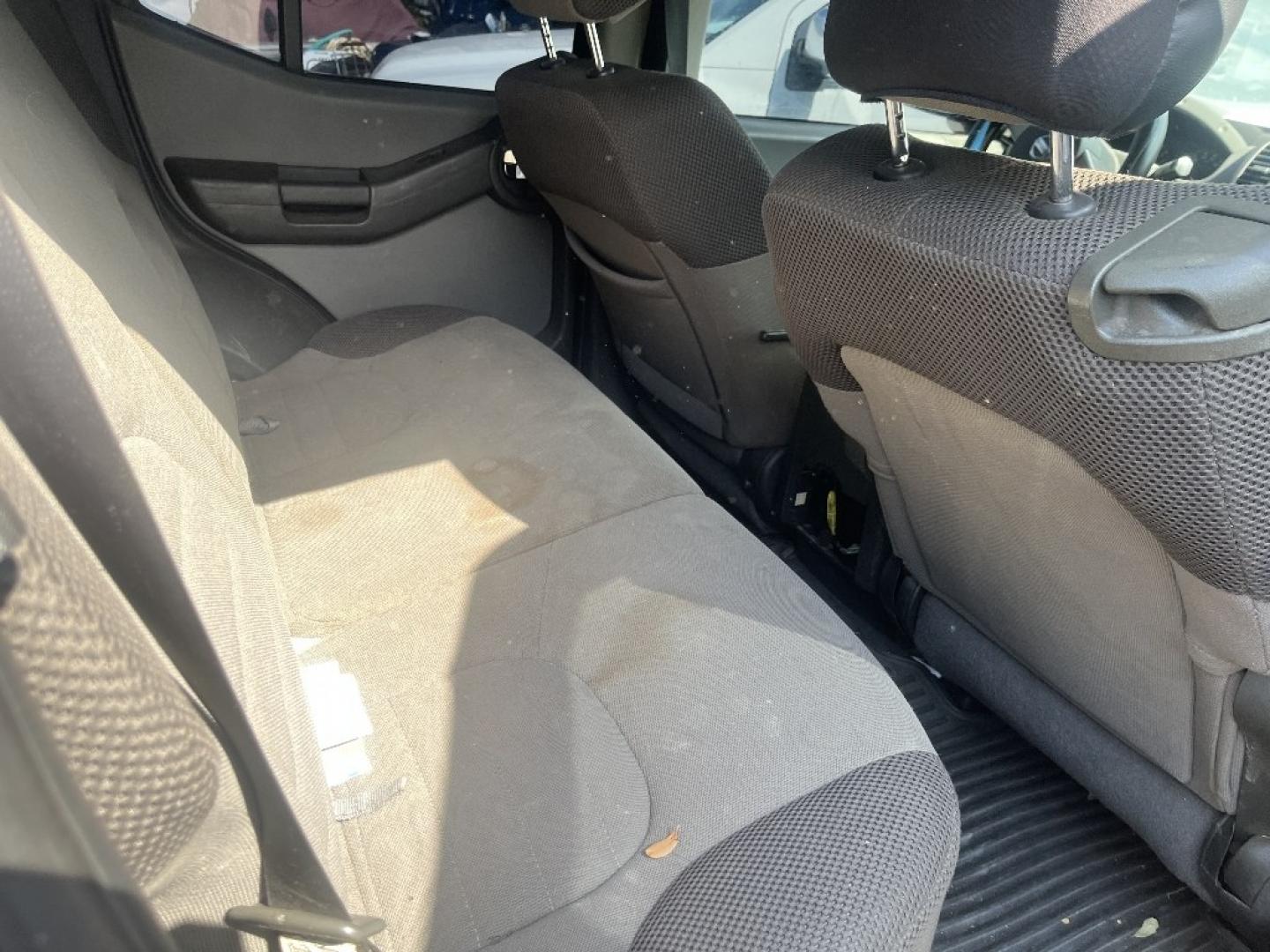 2007 BLACK /BLACK NISSAN XTERRA S 4WD (5N1AN08W07C) with an 4.0L V6 DOHC 24V engine, AUTOMATIC transmission, located at 2303 West Mt. Houston, Houston, 77038, (281) 507-3956, 29.771597, -95.339569- Photo#2