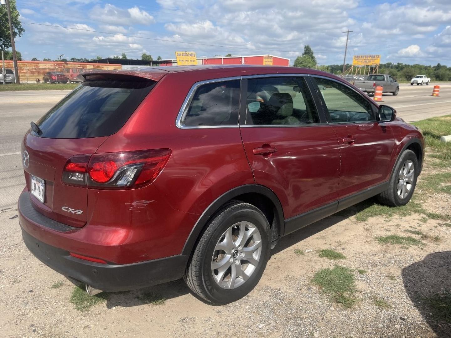 2015 RED /BLACK MAZDA CX-9 Touring (JM3TB2CA1F0) with an 3.7L V6 DOHC 24V engine, AUTOMATIC transmission, located at 2303 West Mt. Houston, Houston, 77038, (281) 507-3956, 29.771597, -95.339569- Photo#1