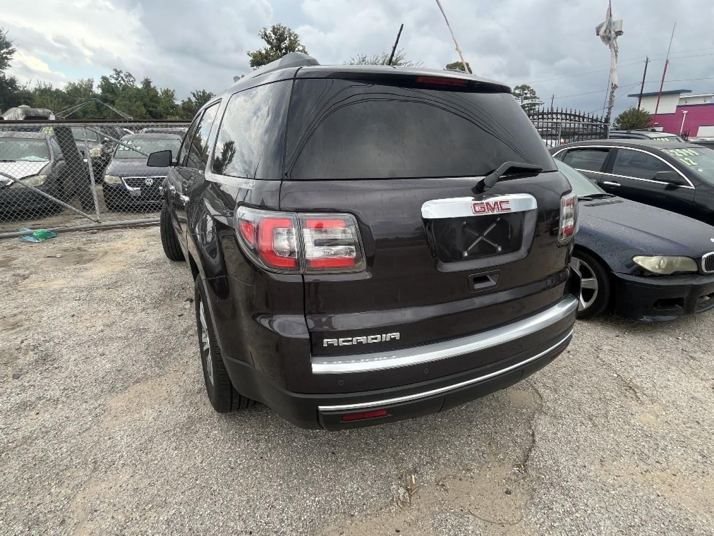 2015 BROWN /BROWN GMC ACADIA SLT-1 FWD (1GKKRRKDXFJ) with an 3.6L V6 DOHC 24V engine, AUTOMATIC transmission, located at 2303 West Mt. Houston, Houston, 77038, (281) 507-3956, 29.771597, -95.339569- Photo#4