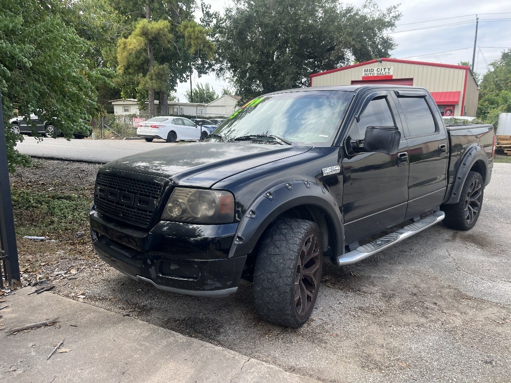 photo of 2005 FORD F-150 Lariat SuperCrew 2WD