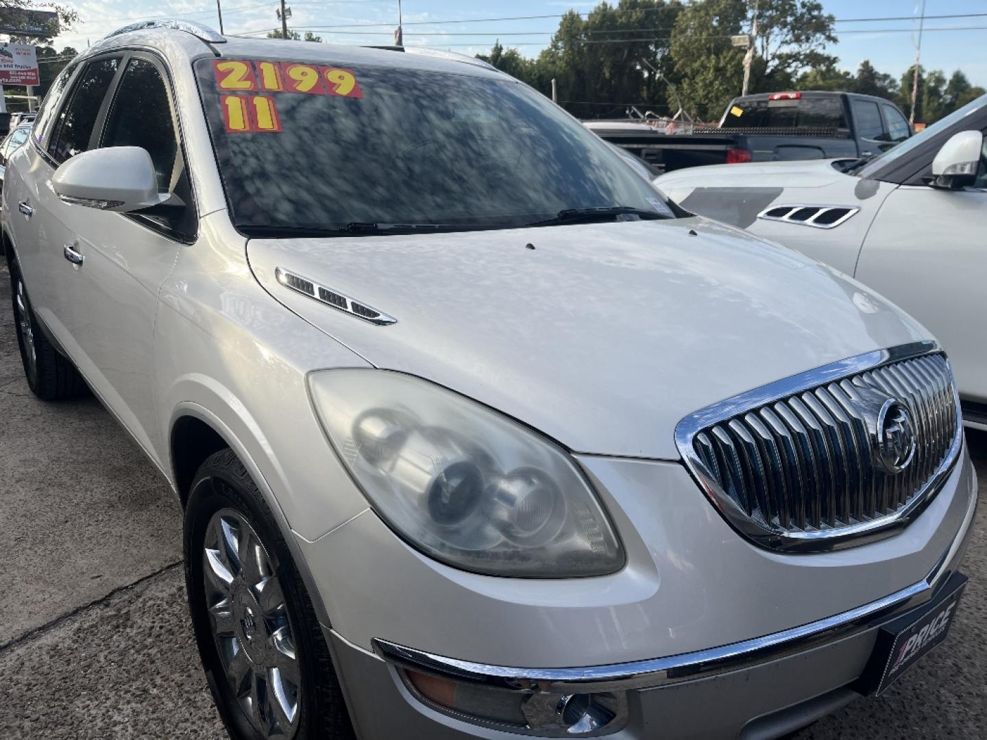 2011 WHITE /BROWN BUICK ENCLAVE CXL-1 FWD (5GAKRBED2BJ) with an 3.6L V6 DOHC 24V engine, AUTOMATIC transmission, located at 2303 West Mt. Houston, Houston, 77038, (281) 507-3956, 29.771597, -95.339569- Photo#0