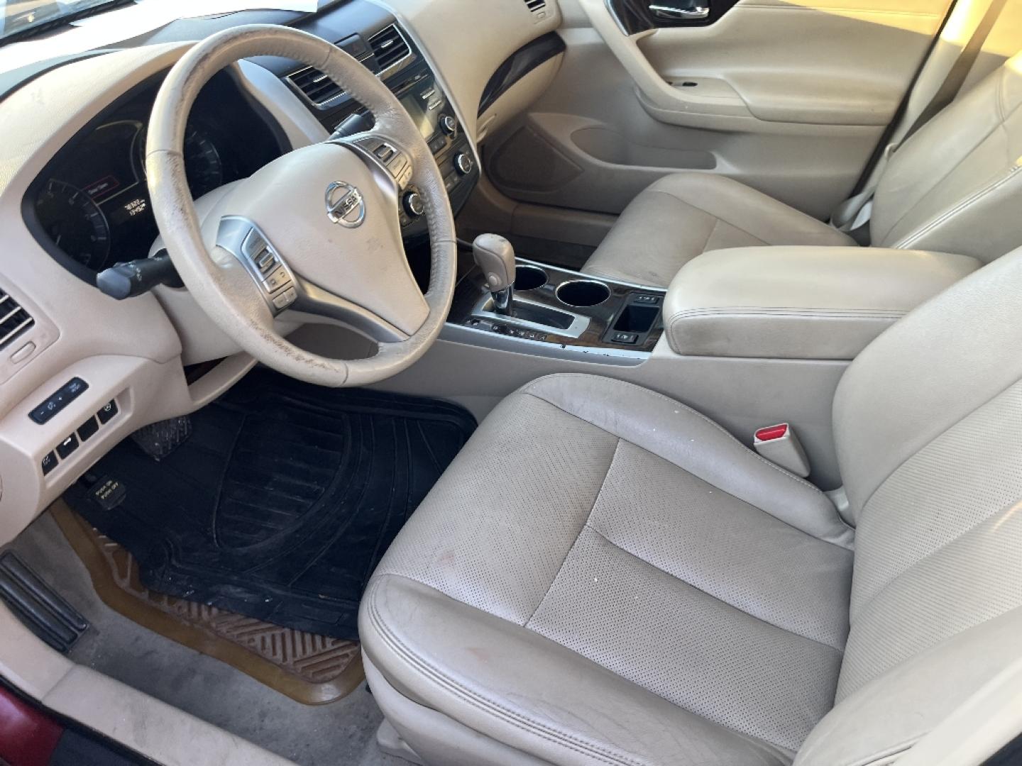 2014 RED /BLACK NISSAN ALTIMA 2.5 S (1N4AL3AP6EC) with an 2.5L L4 DOHC 16V engine, AUTOMATIC transmission, located at 2303 West Mt. Houston, Houston, 77038, (281) 507-3956, 29.771597, -95.339569- Photo#3