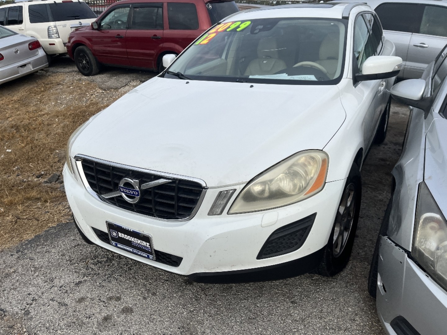 2012 WHITE /BROWN VOLVO XC60 3.2 (YV4952DLXC2) with an 3.0L L6 DOHC 24V TURBO engine, AUTOMATIC transmission, located at 2303 West Mt. Houston, Houston, 77038, (281) 507-3956, 29.771597, -95.339569- Photo#2