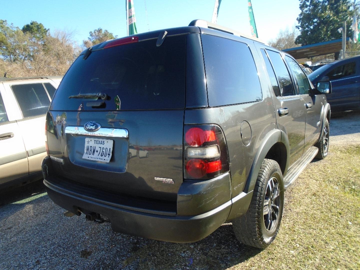 2007 BLACK FORD EXPLORER XLT 4.6L 4WD (1FMEU73857U) with an 4.6L V8 SOHC 16V engine, AUTOMATIC transmission, located at 2303 West Mt. Houston, Houston, 77038, (281) 507-3956, 29.771597, -95.339569- Photo#2