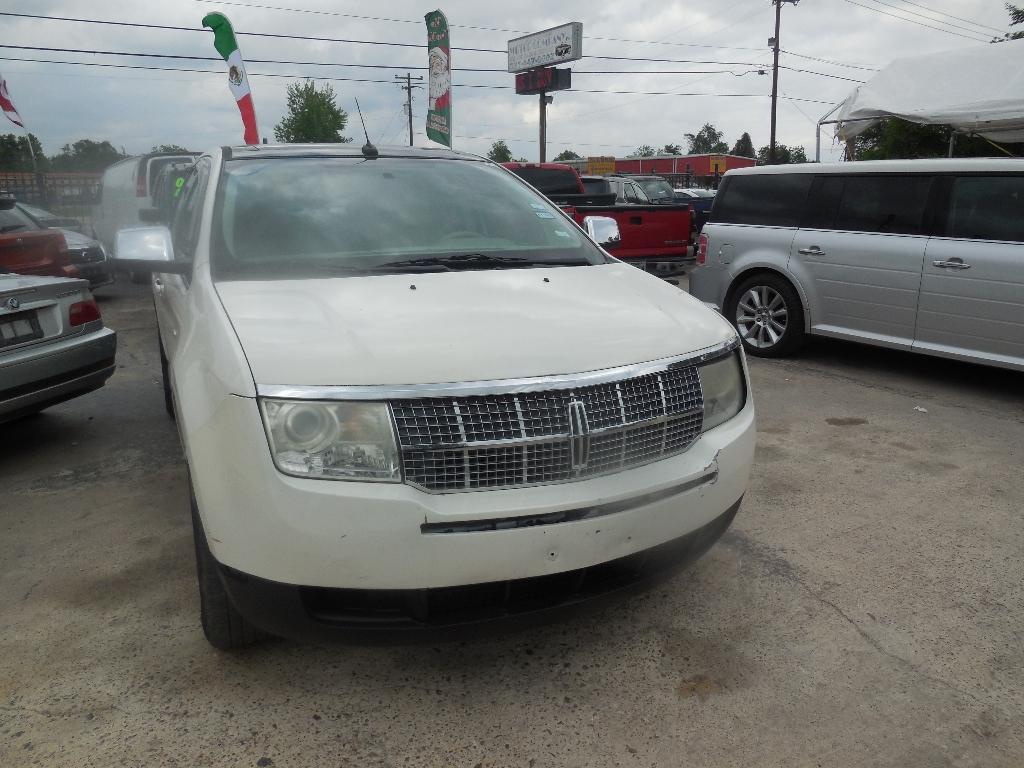 photo of 2007 LINCOLN MKX SUV 4-DR