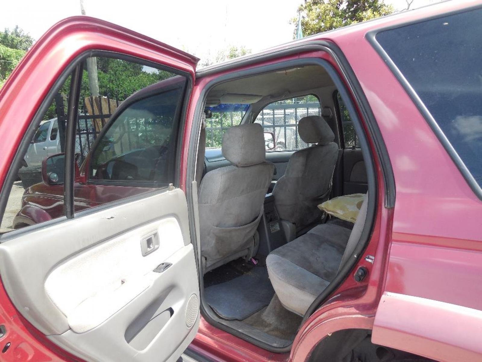 2002 RED TOYOTA 4RUNNER SR5 2WD (JT3GN86RX20) with an 3.4L V6 DOHC 24V engine, AUTOMATIC transmission, located at 2303 West Mt. Houston, Houston, Texas, 77038, (281) 507-3956, 29.771597, -95.339569 - Photo #8