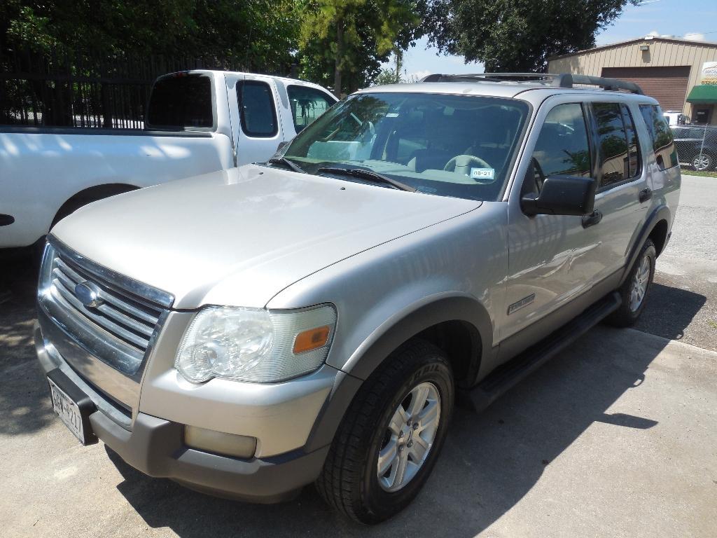 photo of 2006 FORD EXPLORER SUV 4-DR